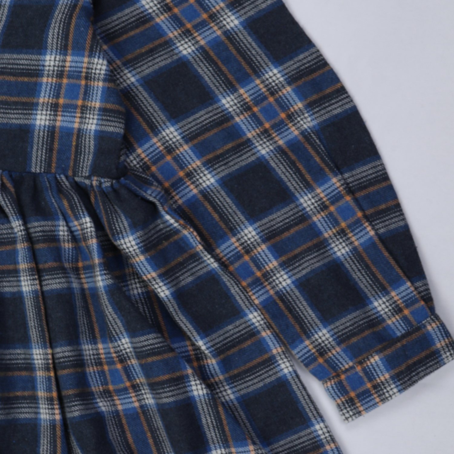 پیراهن نساجی چهارخانه