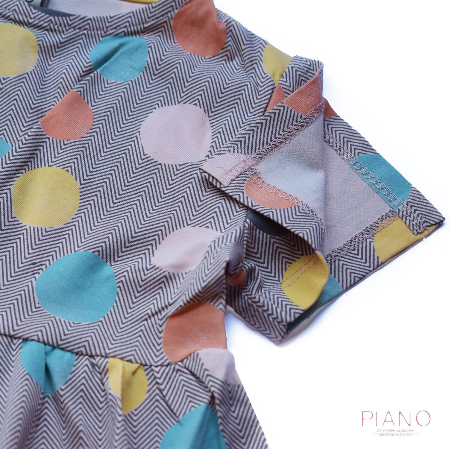 پیراهن یکرو پنبه دخترانه گلبهی 05689 3Y