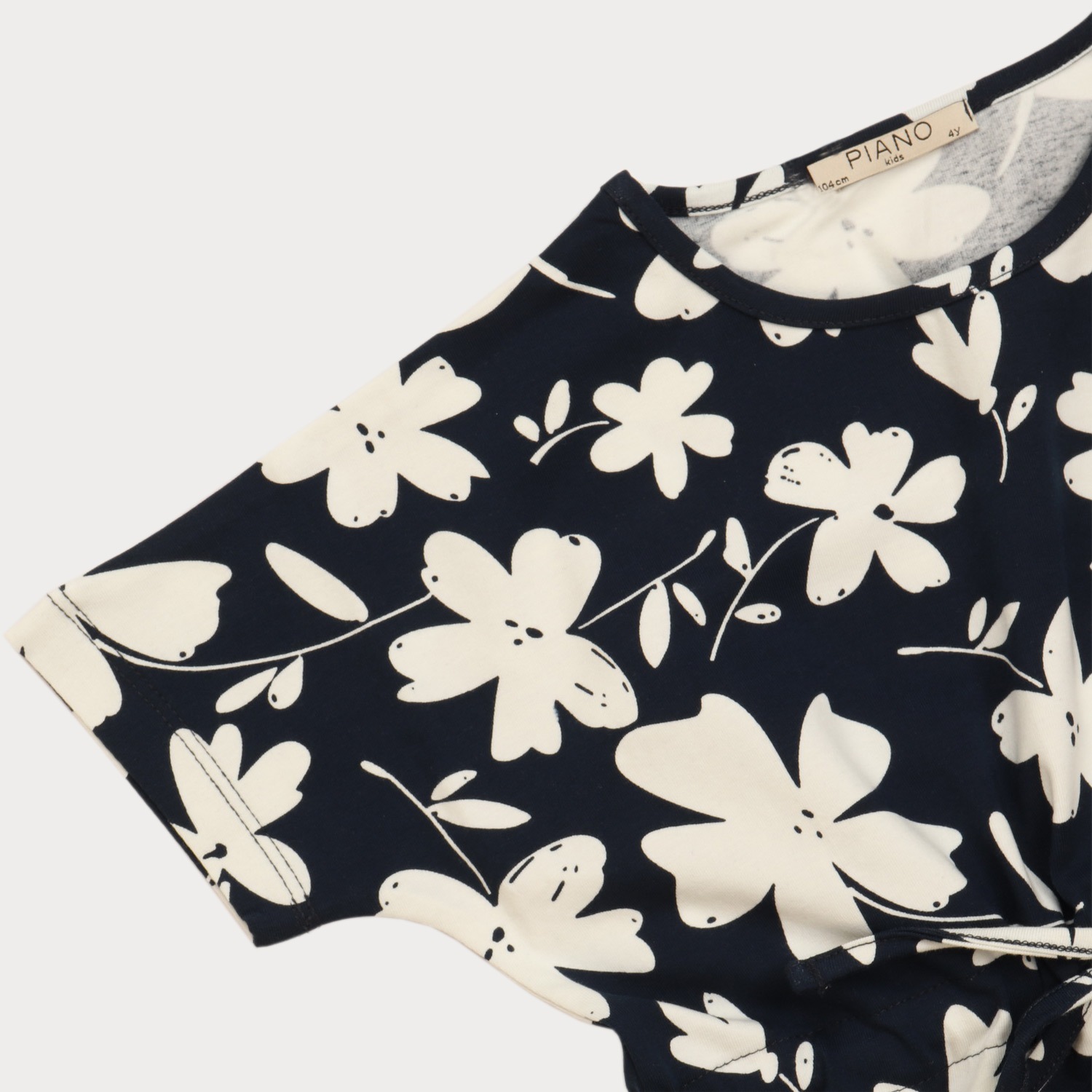 پیراهن یکرو لایکرا کنار چاک دار