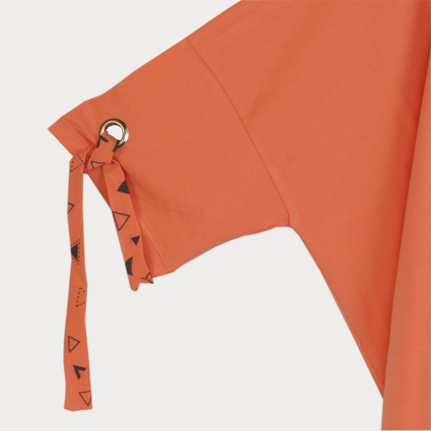 بلوز یکرو لایکرا پشت گره ای