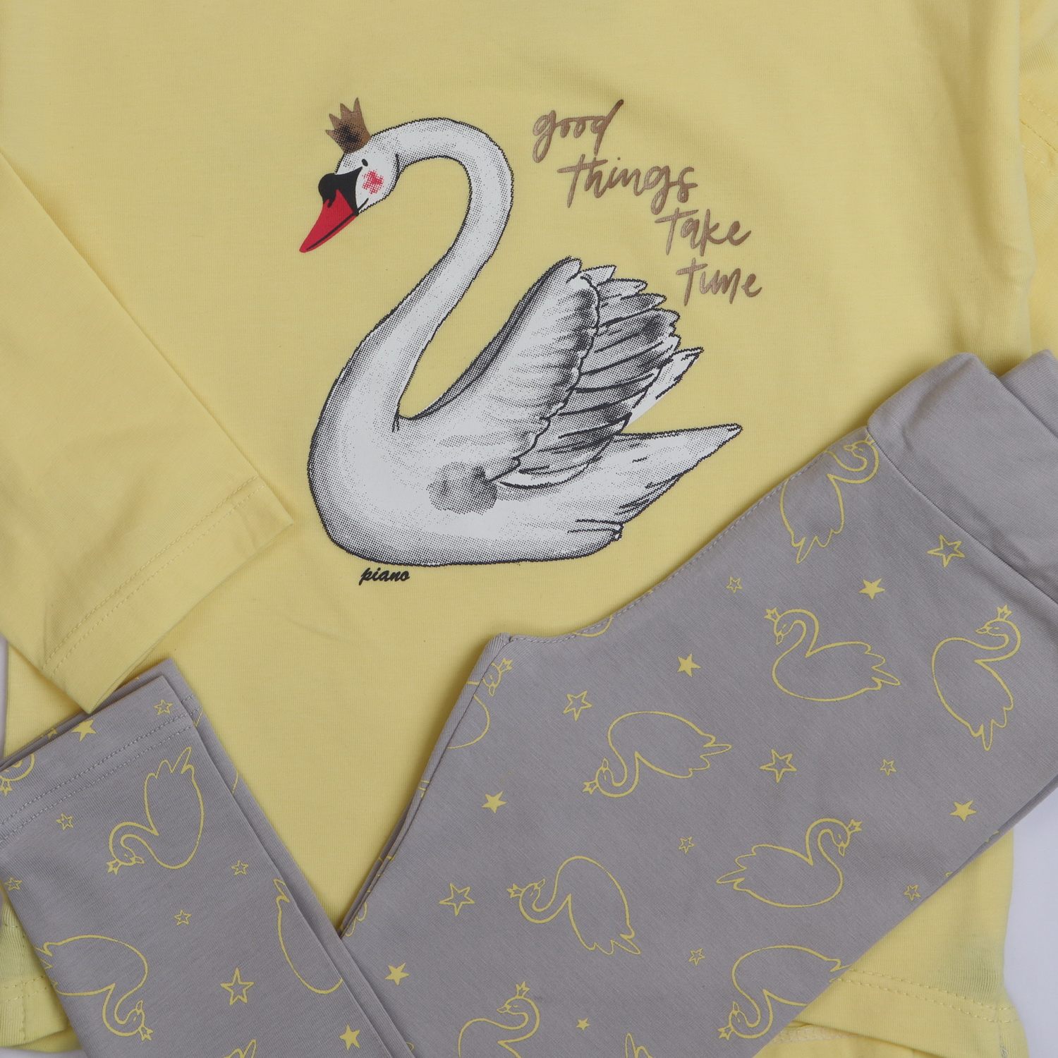 بلوز و لگ یکرو لایکرا کنار چاک دار