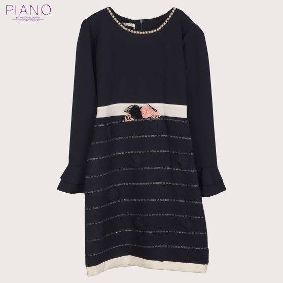 پیراهن دخترانه