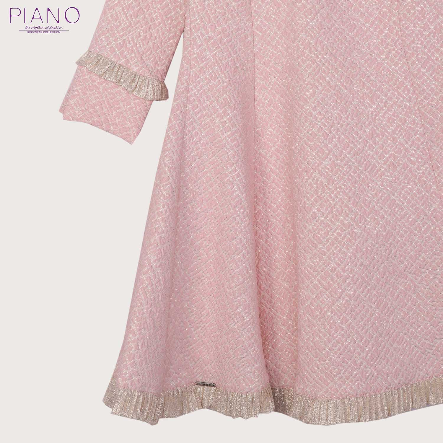 پیراهن دخترانه با حاشیه طلائی