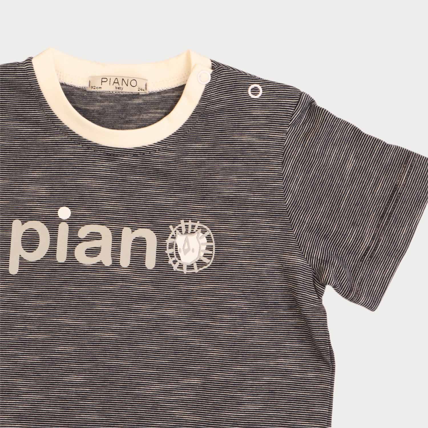 تیشرت کنار چاک دار