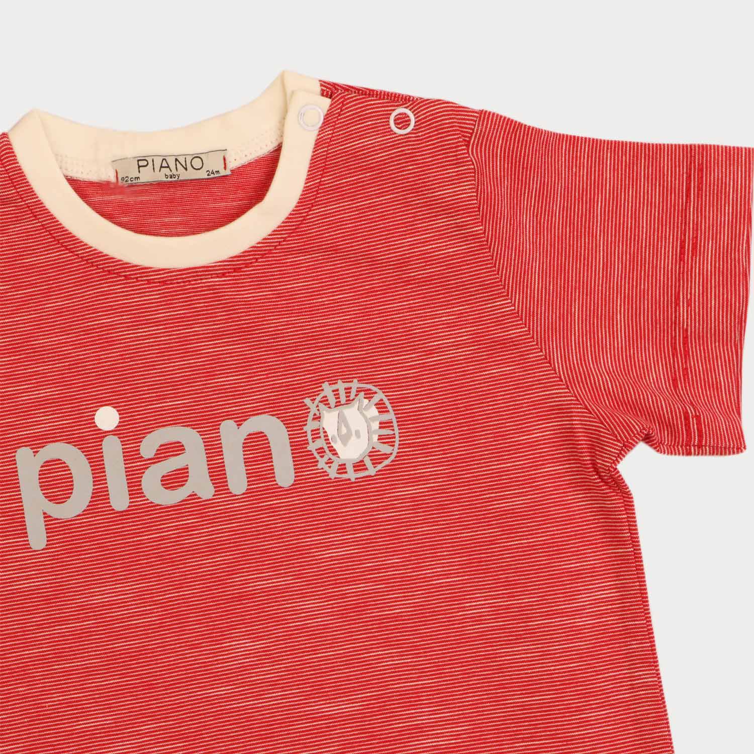 تیشرت کنار چاک دار