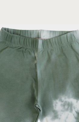 نیم‏ تنه ‏و لگ ‏یکرو لایکرا ابر و بادی