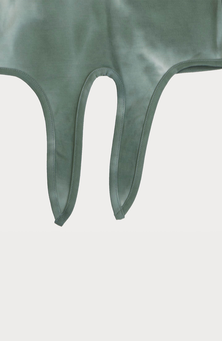 نیم‏ تنه ‏و لگ ‏یکرو لایکرا ابر و بادی