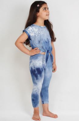 نیم‏ تنه ‏و لگ ‏یکرو لایکرا ابر و بادی