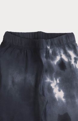 نیم‏ تنه ‏و لگ ‏یکرو لایکرا ابر و بادی