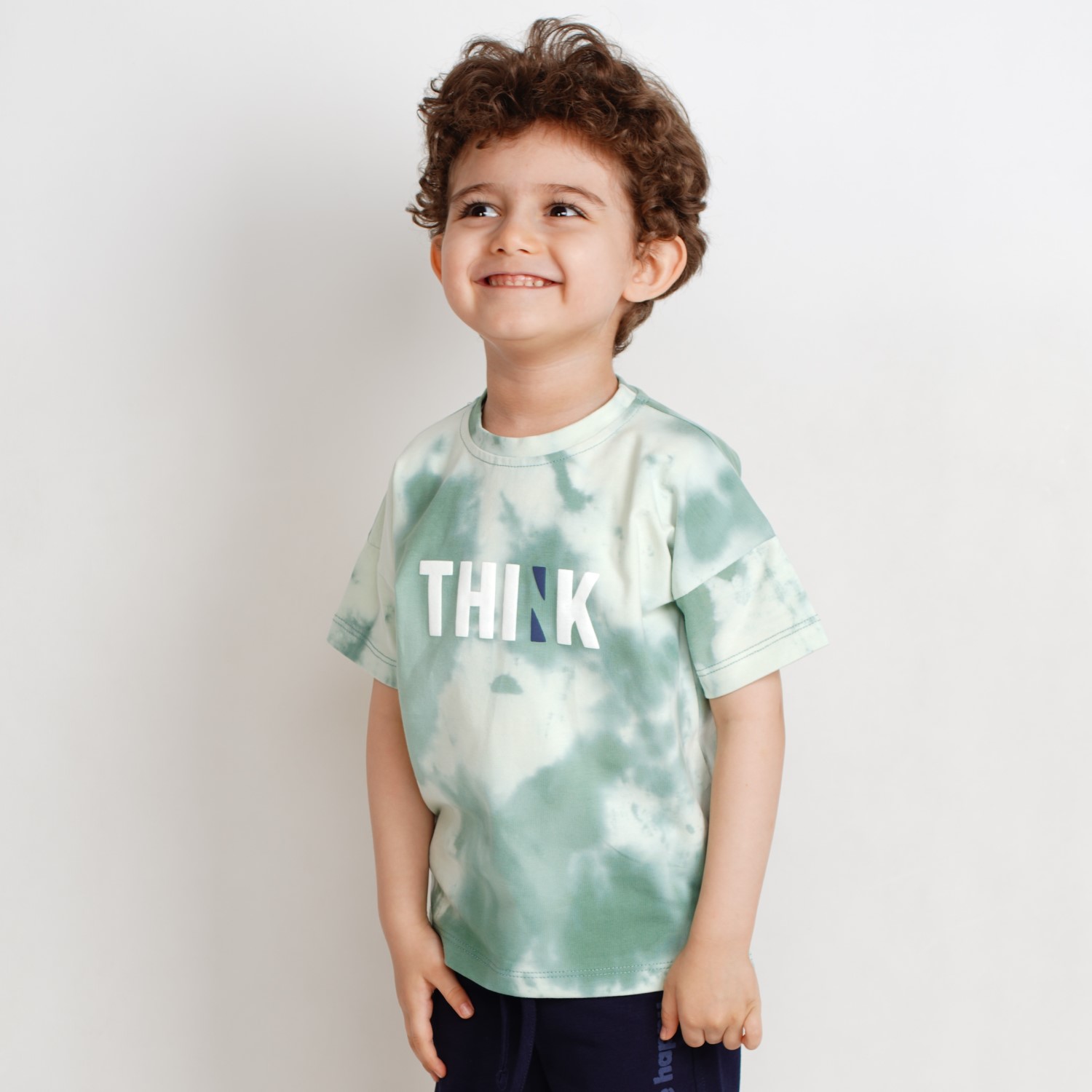 تیشرت ‏یکرو لایکرا ابر و بادی ‏دمپا چاک ‏دار