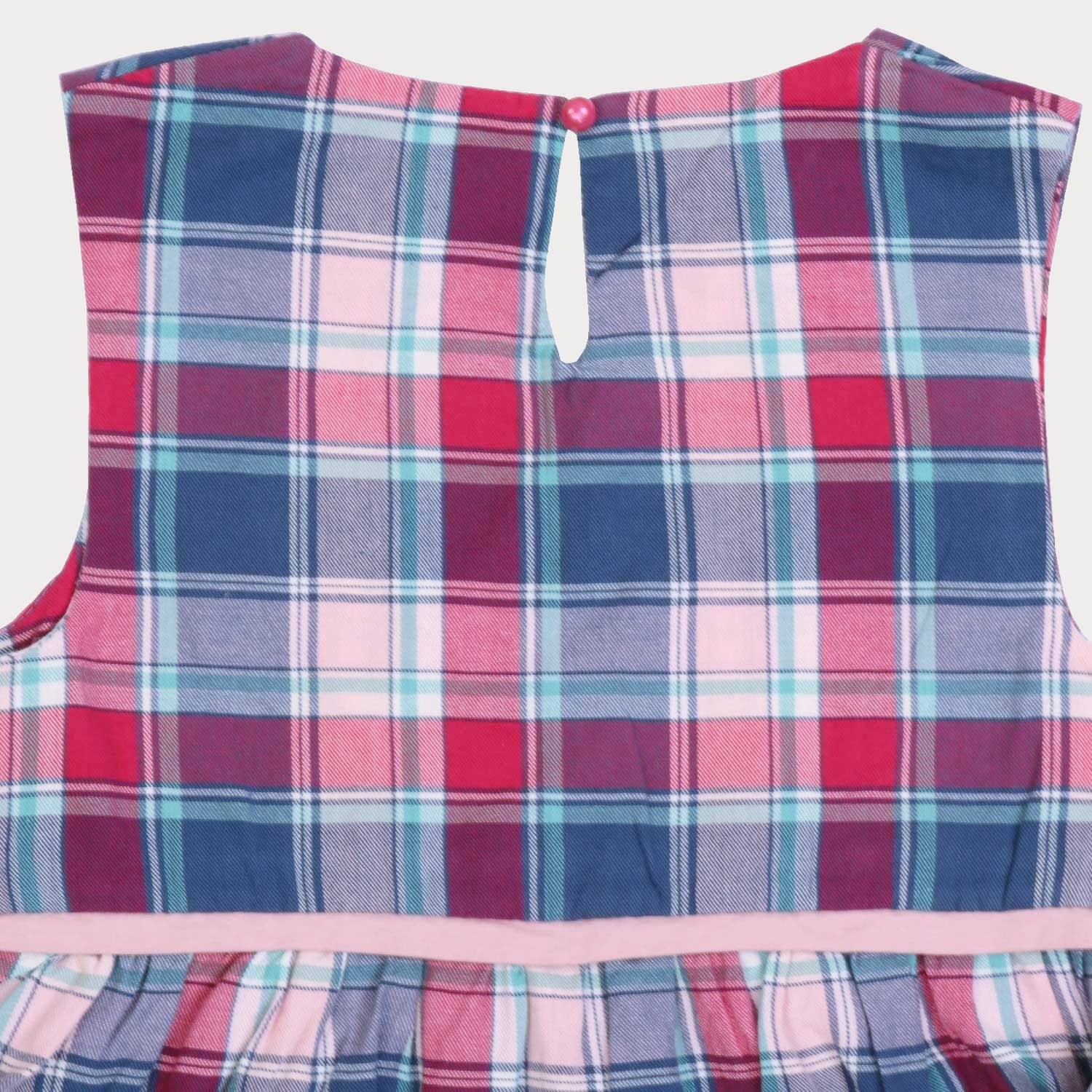 پیراهن‏ دنیم ‏چهارخانه ‏پیش‏ چپ‏ و ‏راستی