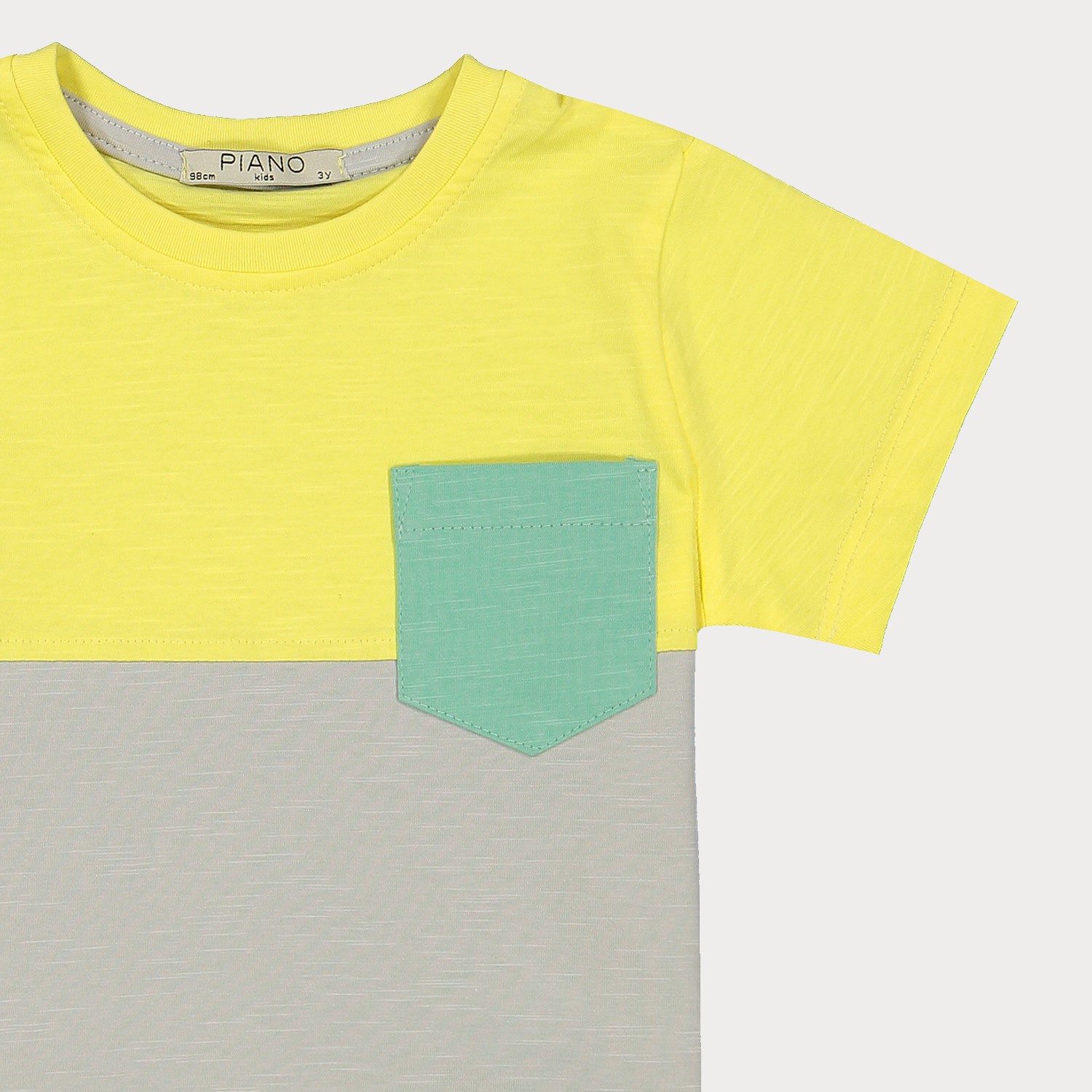 تیشرت ‏یکرو اسلپ ‏با برش‏ و جیب