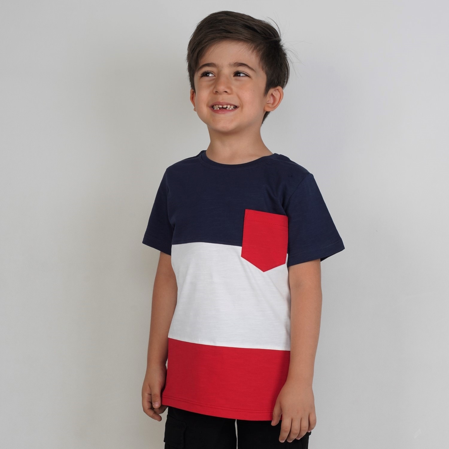 تیشرت ‏یکرو اسلپ ‏با برش‏ و جیب