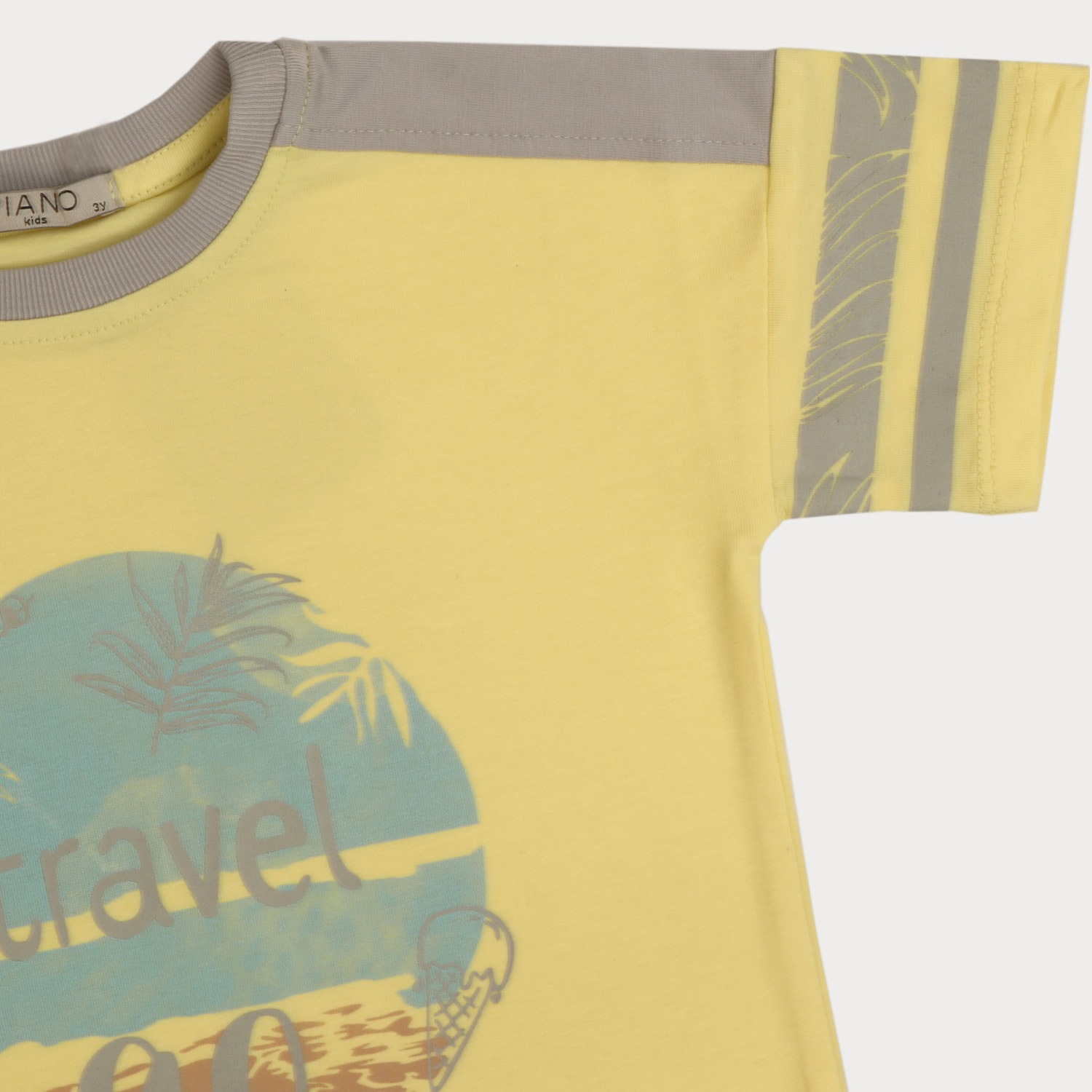 تیشرت‏ یکرو لایکرا سرشانه‏ برش‏ دار