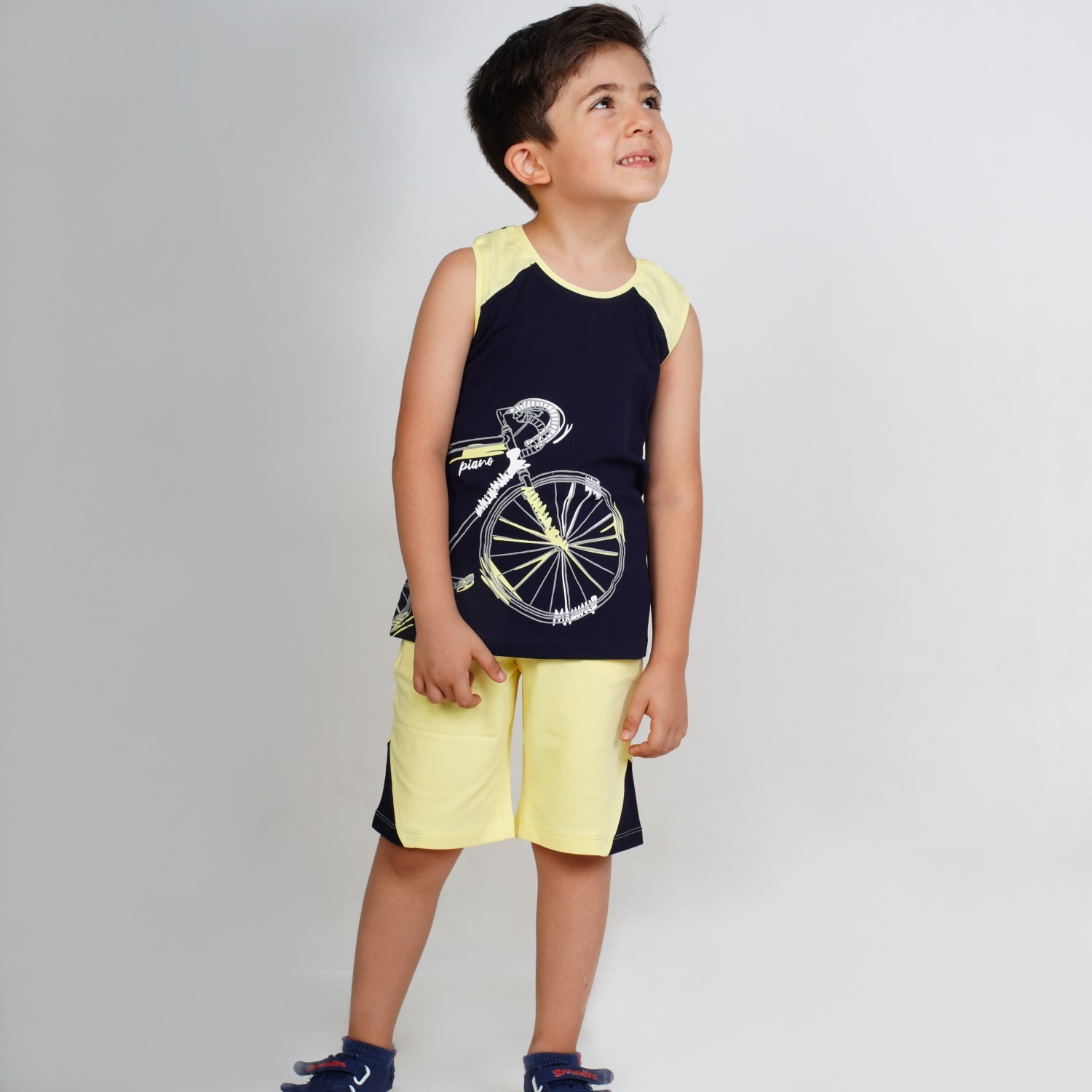 تاپ‏ و شلوارک‏ یکرو لایکرا و دورس ‏دو نخ