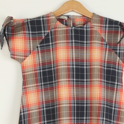 پیراهن نساجی کجراه آستین گره ای