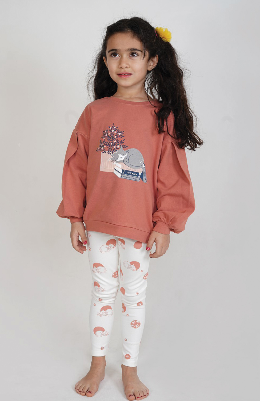 بلوز و لگ فاینریب آستین افتاده پیلی دار