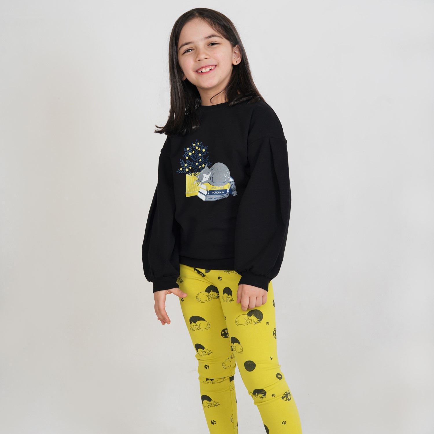 بلوز و لگ فاینریب آستین افتاده پیلی دار