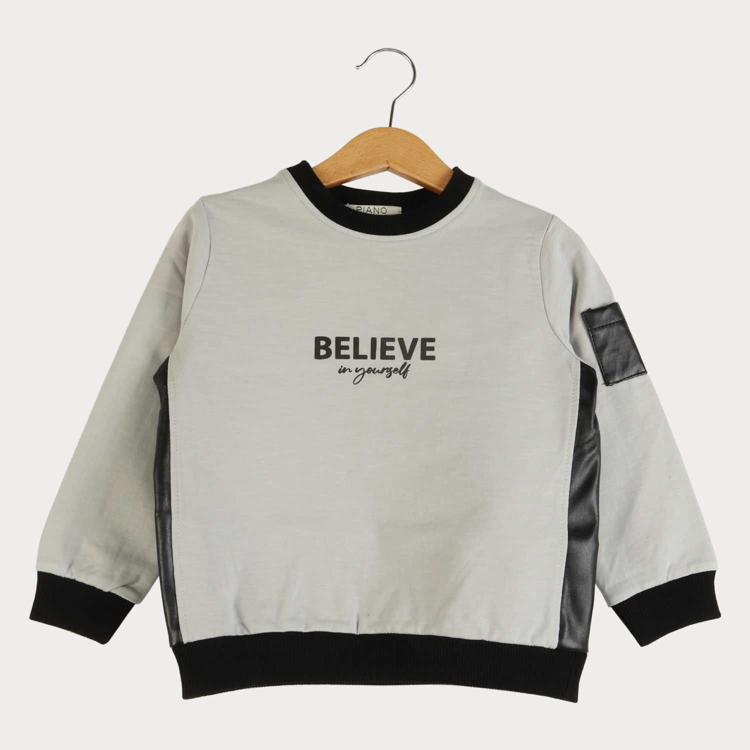 بلوز دورس لایکرا اسلپ با برش چرم