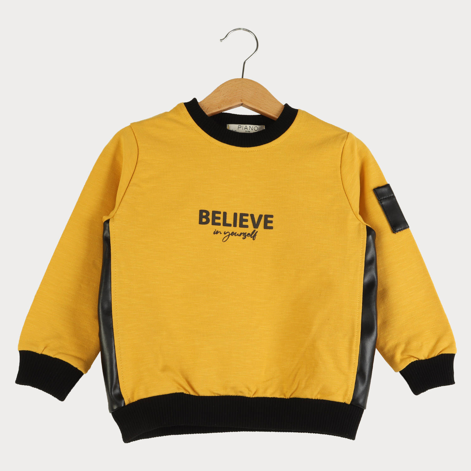 بلوز دورس لایکرا اسلپ با برش چرم