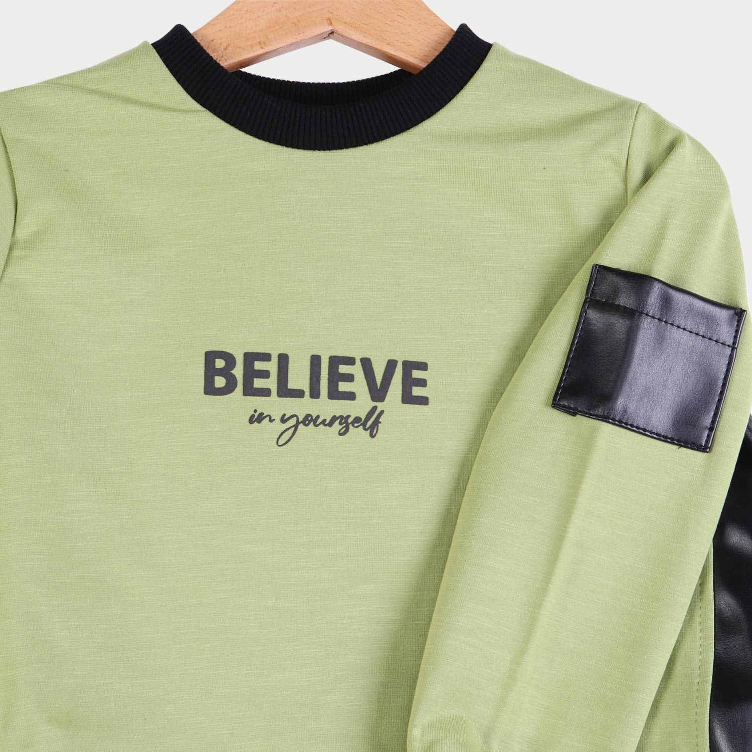 بلوز دورس لایکرا اسلپ با برش چرم