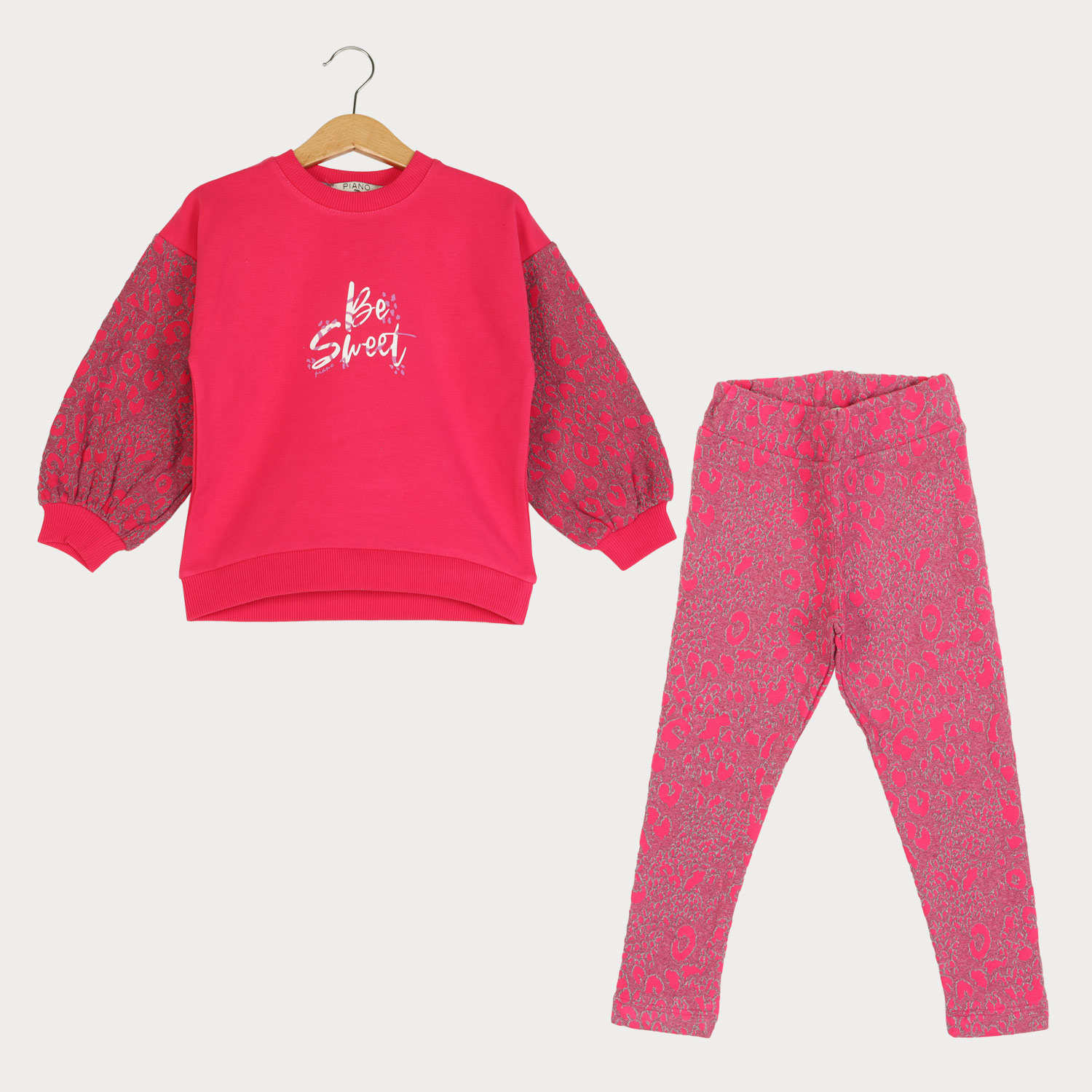 بلوز و لگ ژاکارد پلنگی و دورس لایکرا