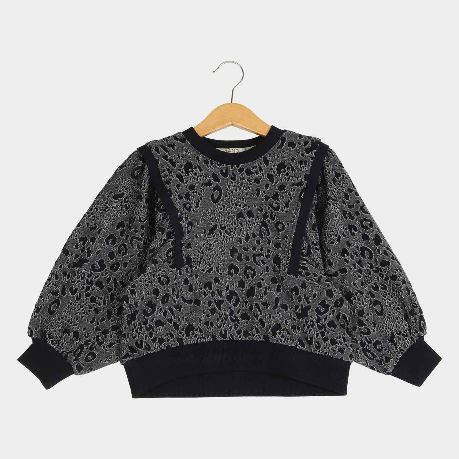 بلوز ژاکارد پلنگی آستین چین دار