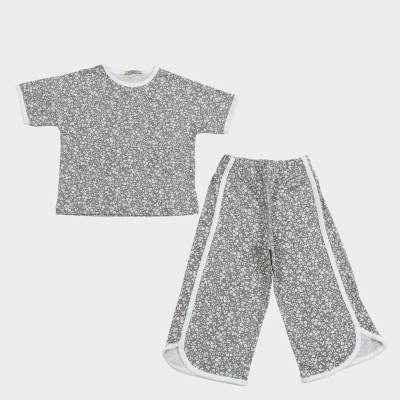 تیشرت و شلوار برمودا یکرو لایکرا گلدار