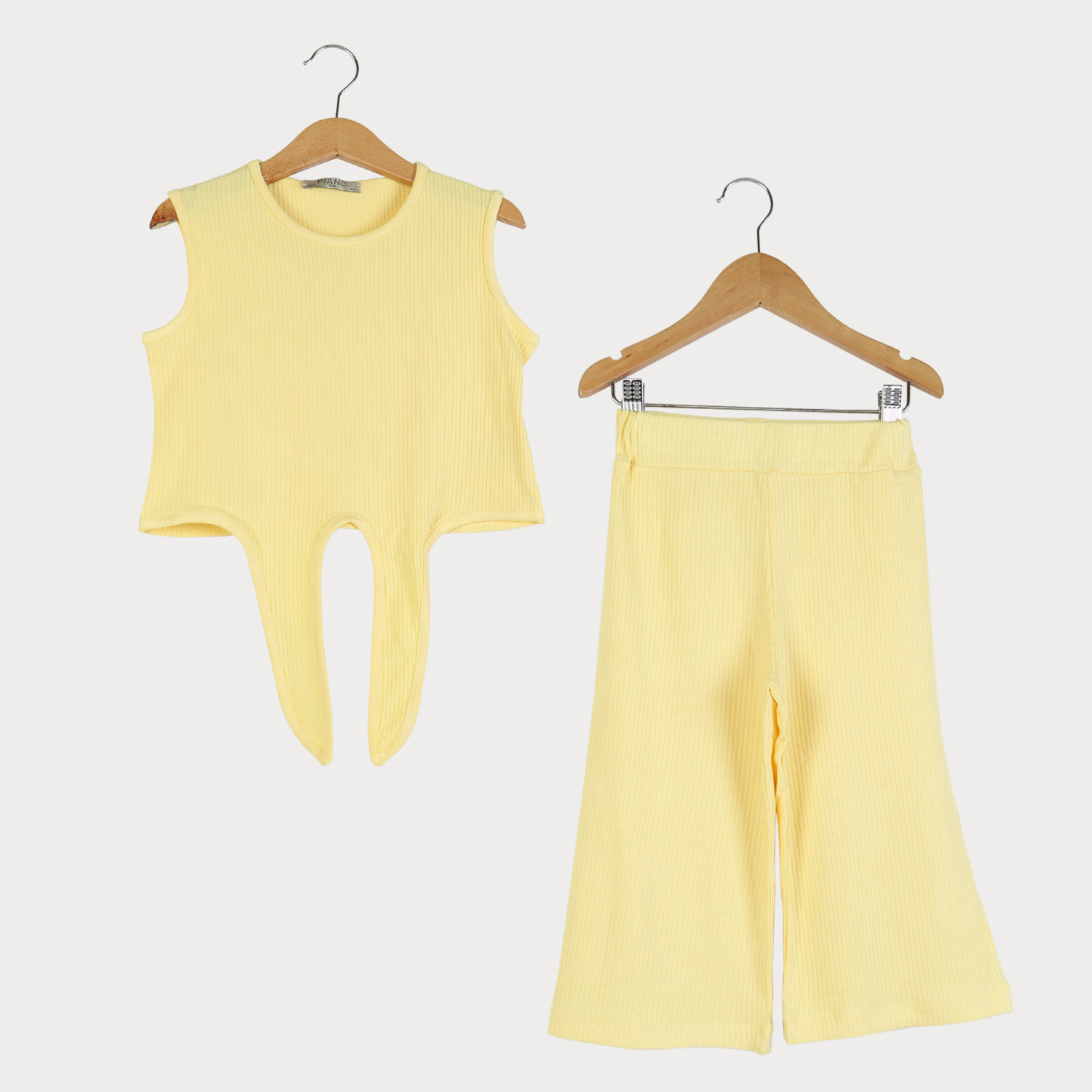 نیم تنه و شلوار برمودا ویسکوز کبریتی