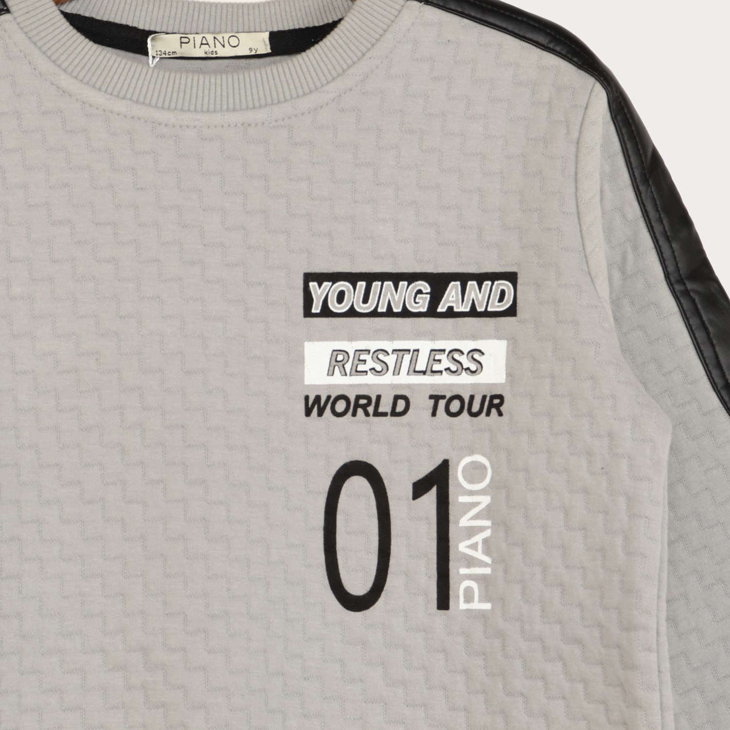 بلوز پسرانه ژاکارد سرشانه چرم