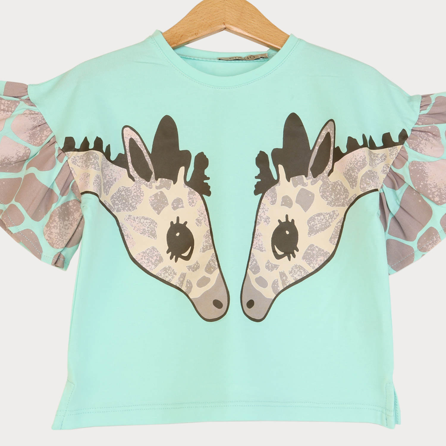 تیشرت یکرو لایکرا آستین چین دار