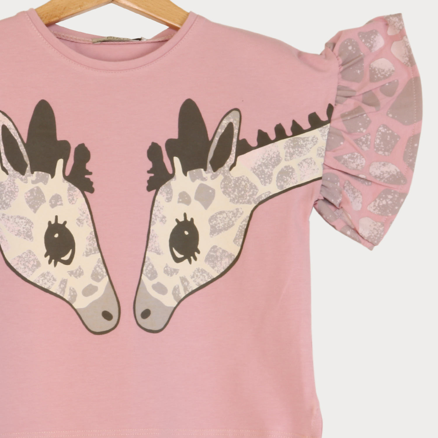 تیشرت یکرو لایکرا آستین چین دار