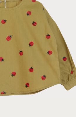 بلوز پوپلین پشت پیلی دار