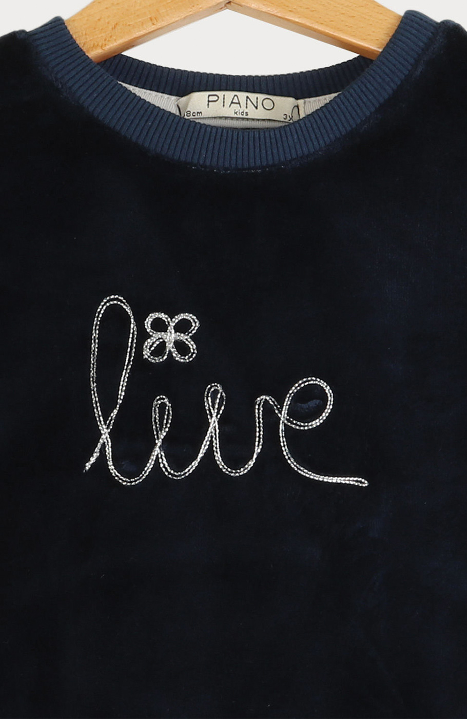 بلوز مخمل آستین افتاده