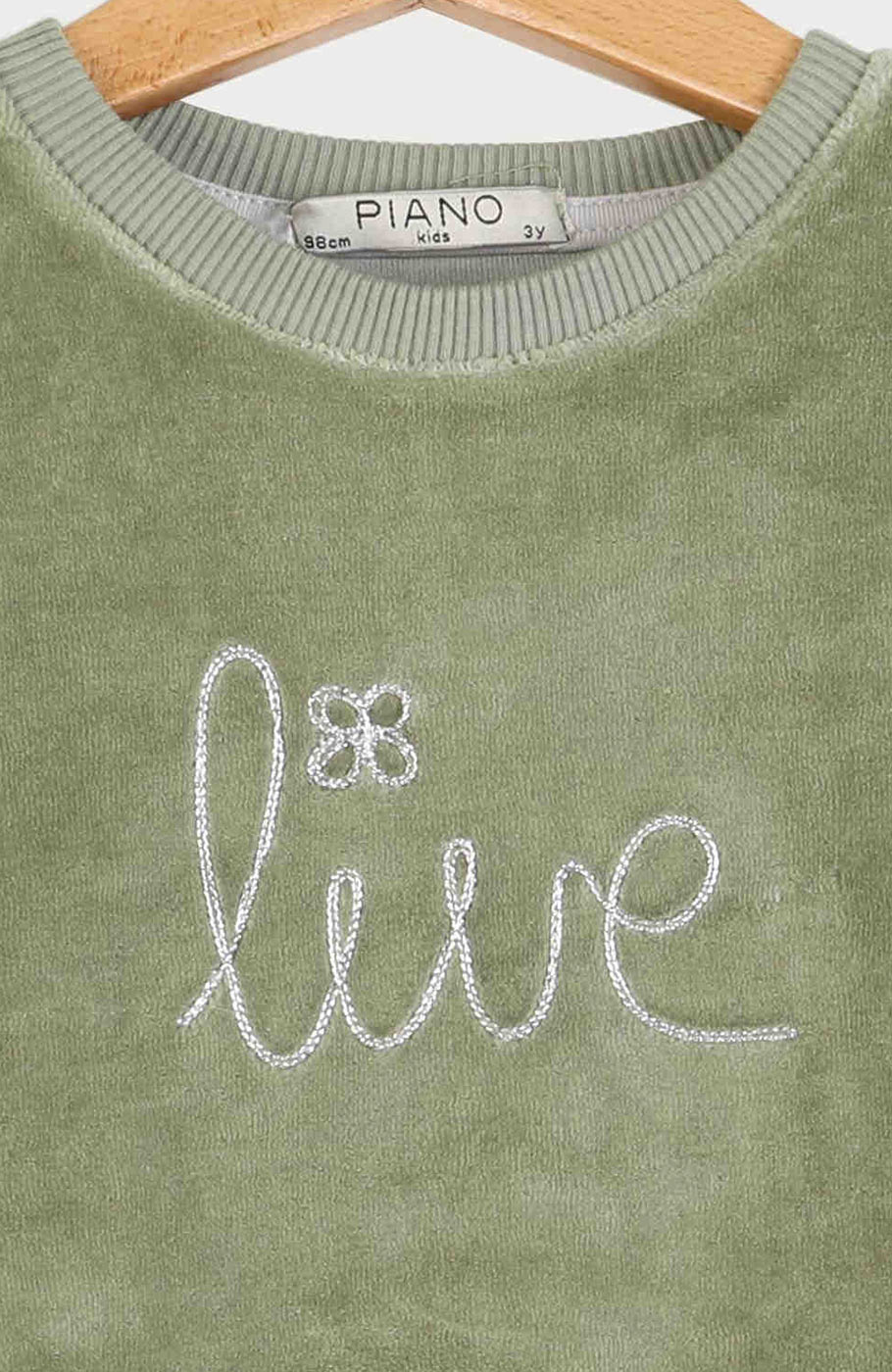 بلوز مخمل آستین افتاده