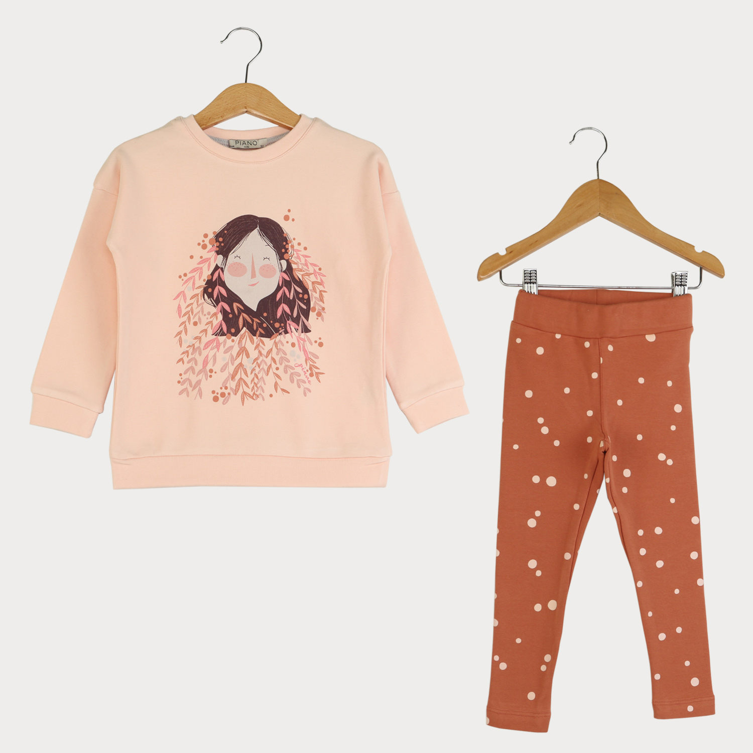 بلوز و لگ فاینریب دمپا چاک دار