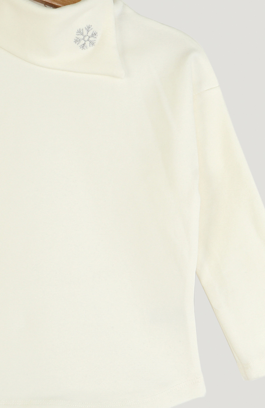 بلوز فاینریب یقه اسکی