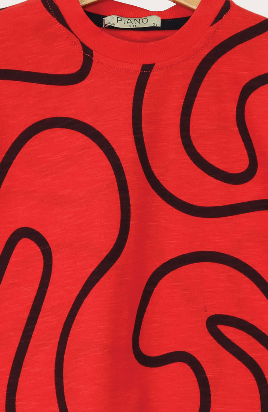 تیشرت یکرو اسلپ آستین افتاده تمام چاپ