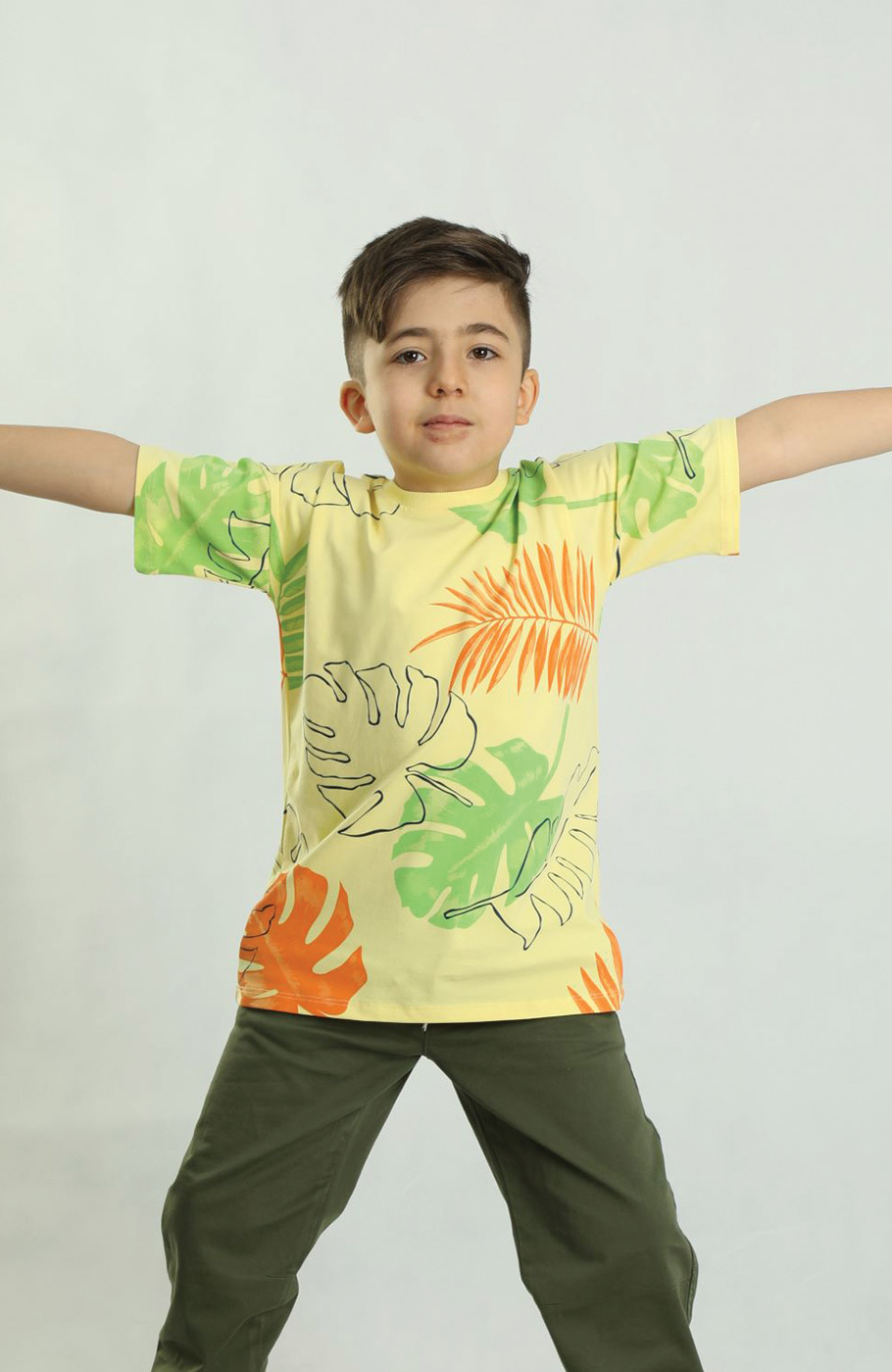 تیشرت یکرو اسلپ آستین افتاده تمام چاپ