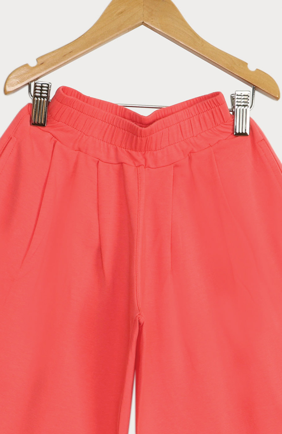 شلوار یکرو لایکرا گشاد پیلی دار برمودا