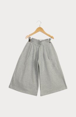 شلوار یکرو لایکرا گشاد پیلی دار برمودا