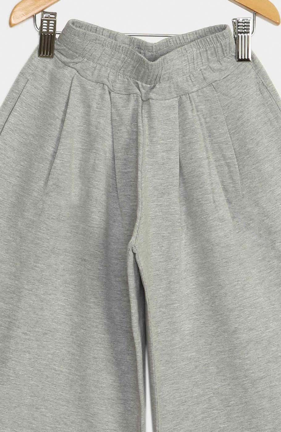 شلوار یکرو لایکرا گشاد پیلی دار برمودا