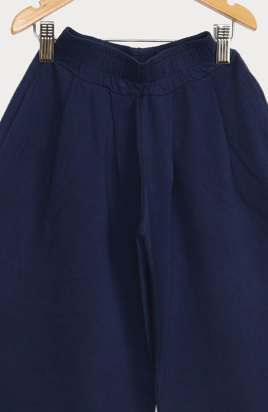 شلوار یکرو لایکرا گشاد پیلی دار برمودا