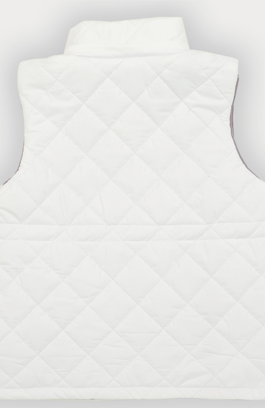 ژیله پافر کوتاه طرح لوزی با کلاه جدا شونده