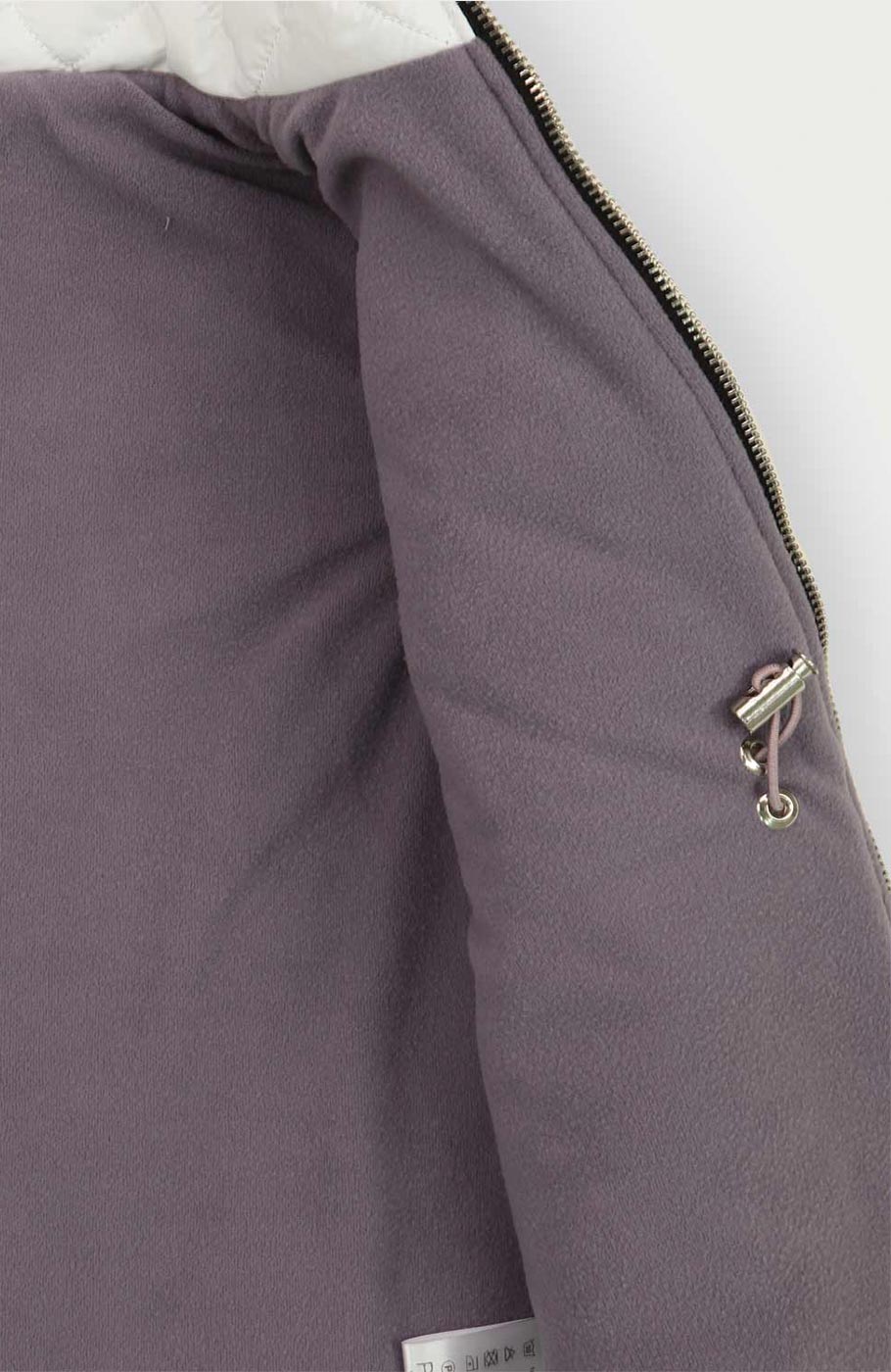 ژیله پافر کوتاه طرح لوزی با کلاه جدا شونده