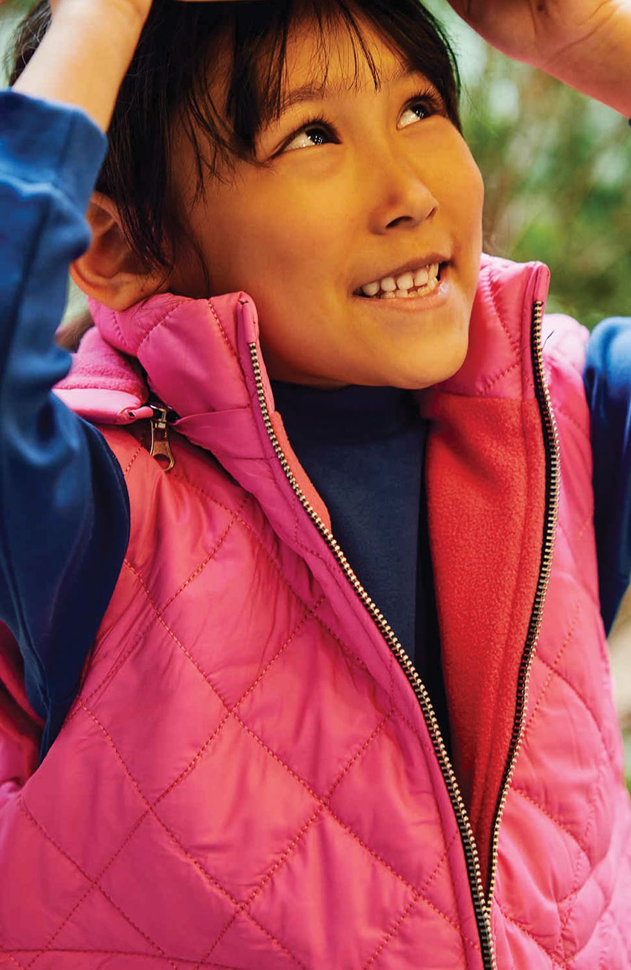 ژیله پافر کوتاه طرح لوزی با کلاه جدا شونده