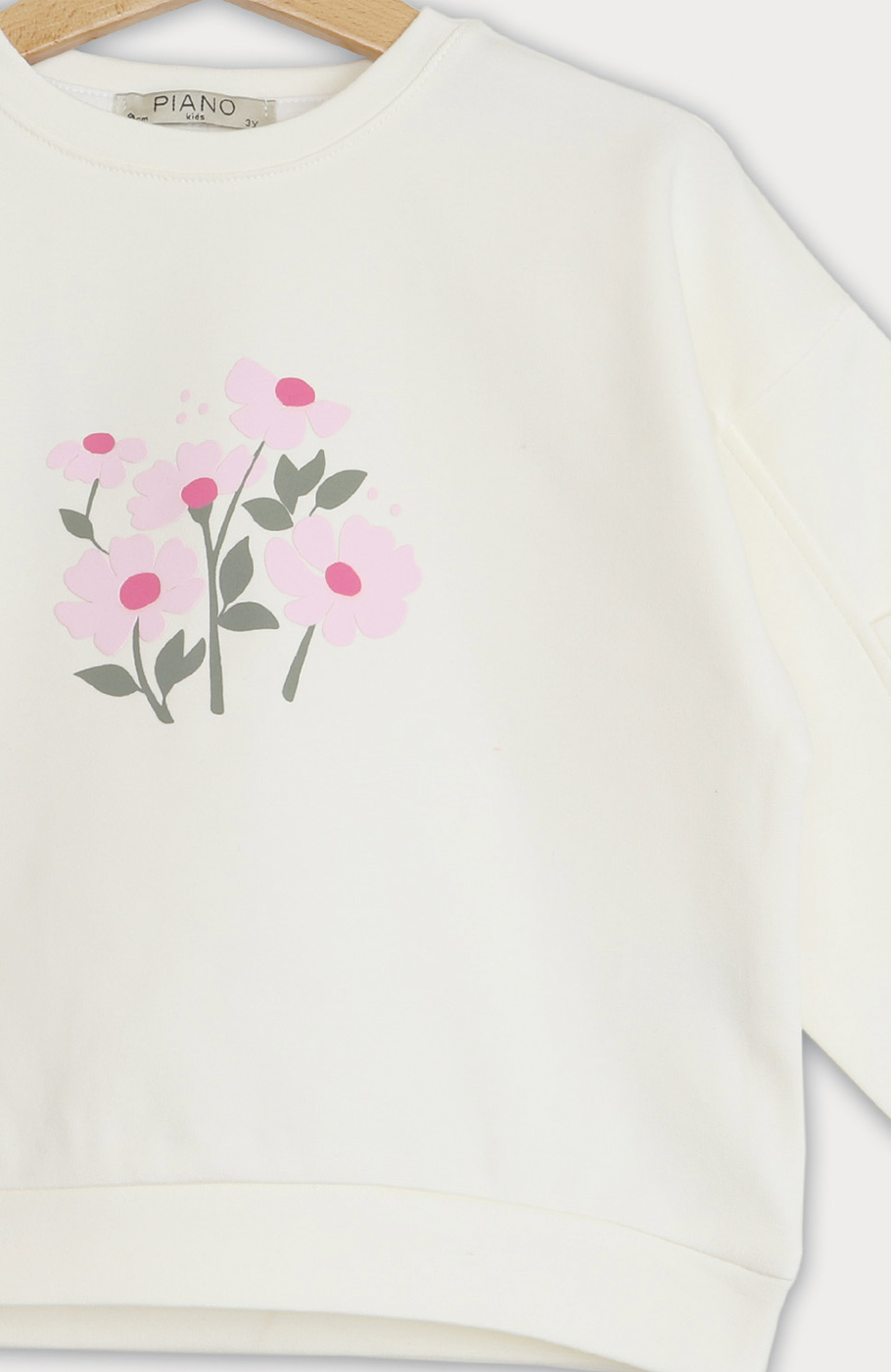 بلوز فاینریب آستین پیلی دار