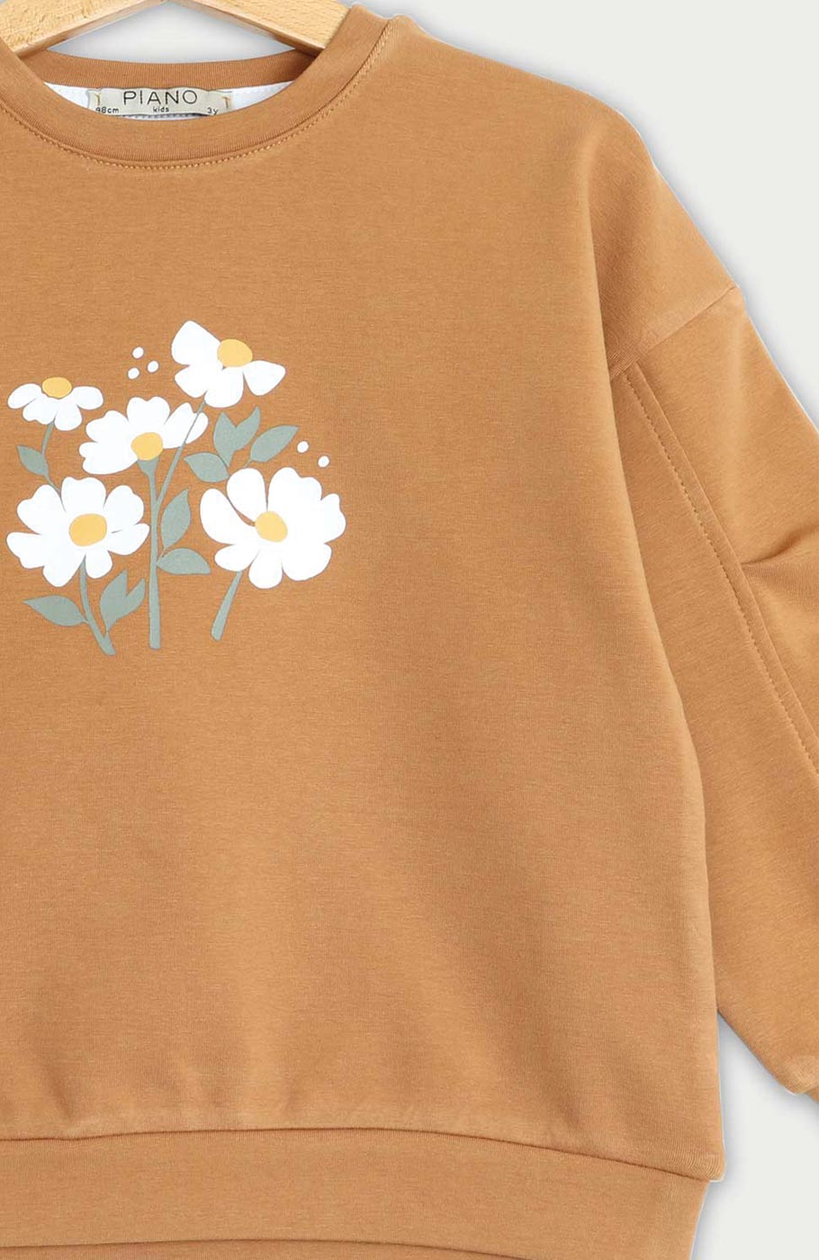 بلوز فاینریب آستین پیلی دار