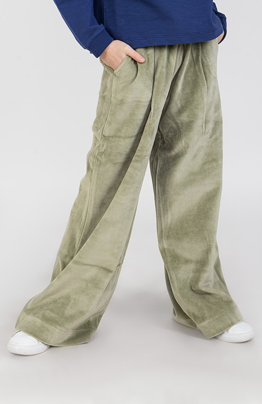 شلوار مخمل پیلی دار (ست با کد 10279)