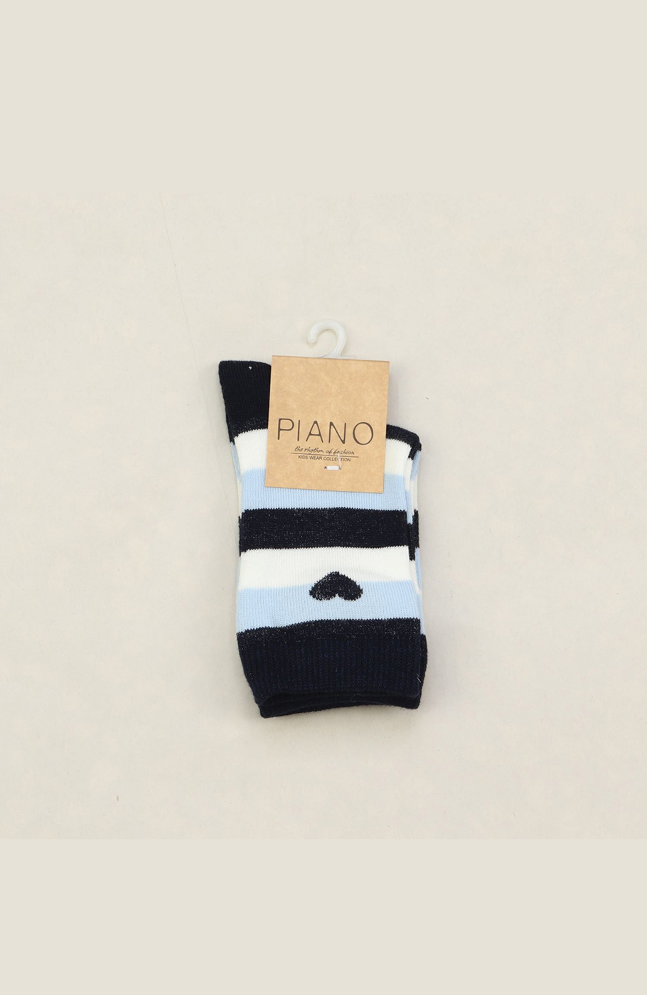 جوراب راه راه و قلب